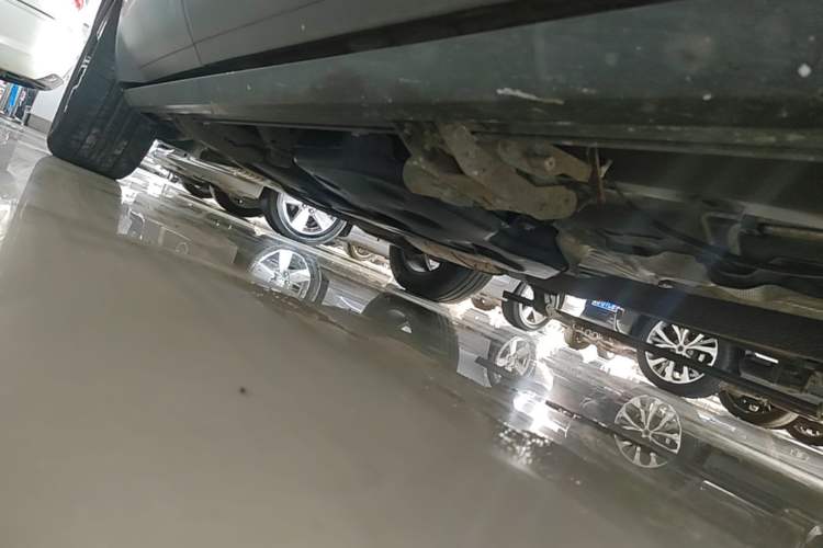 Used Volkswagen Teramont 2017 380TSI Four-Wheel Drive Luxury Edition Right Side Sill