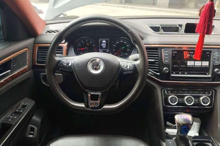 Used Volkswagen Teramont 2017 380TSI Four-Wheel Drive Luxury Edition Steering Wheel