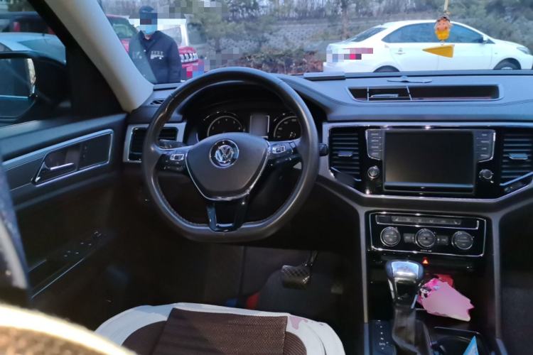 Used Volkswagen Teramont 2017 530 V6 Four-Wheel Drive Luxury Edition Steering Wheel