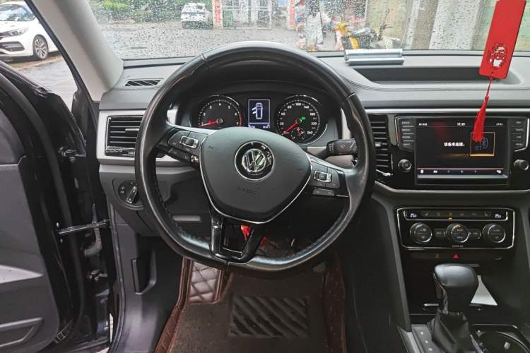 Used Volkswagen Teramont 2017 330TSI Two-Wheel-Drive Luxury Edition Steering Wheel