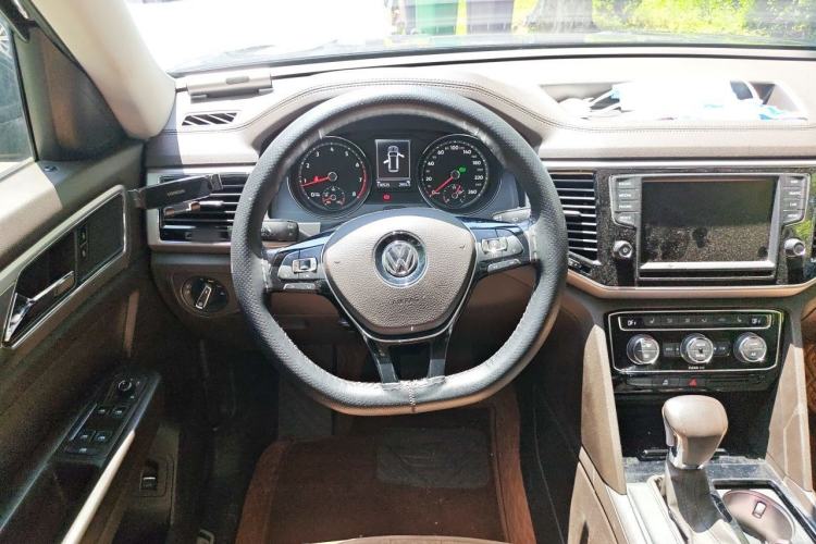 Used Volkswagen Teramont 2017 330TSI Two-Wheel-Drive Luxury Edition Steering Wheel