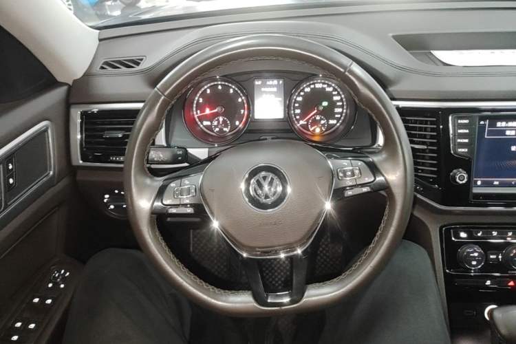 Used Volkswagen Teramont 2017 380TSI Four-Wheel Drive Luxury Edition Steering Wheel