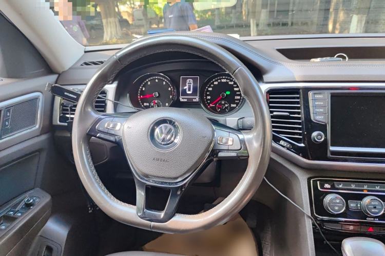 Used Volkswagen Teramont 2017 380TSI Four-Wheel Drive Luxury Edition Steering Wheel