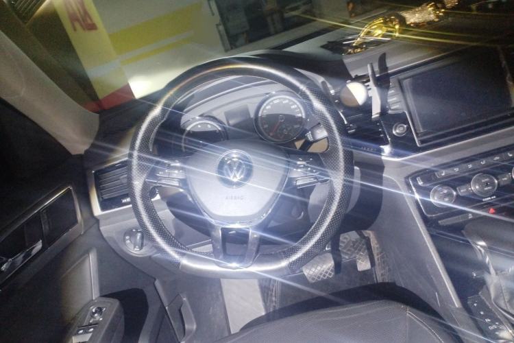 Used Volkswagen Teramont 2017 380TSI Four-Wheel Drive Luxury Edition Steering Wheel