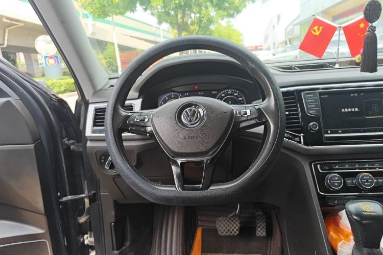Used Volkswagen Teramont 2017 380TSI Four-Wheel Drive Flagship Edition Steering Wheel