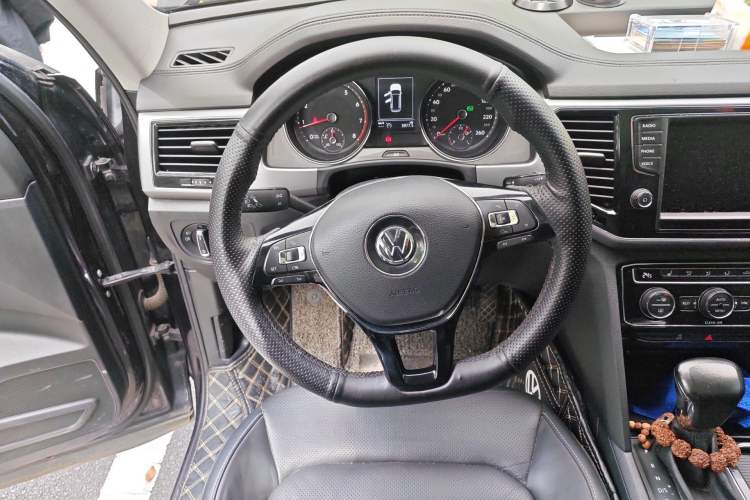 Used Volkswagen Teramont 2017 330TSI Two-Wheel-Drive Luxury Edition Steering Wheel