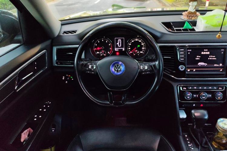 Used Volkswagen Teramont 2017 380TSI Four-Wheel Drive Luxury Edition Steering Wheel