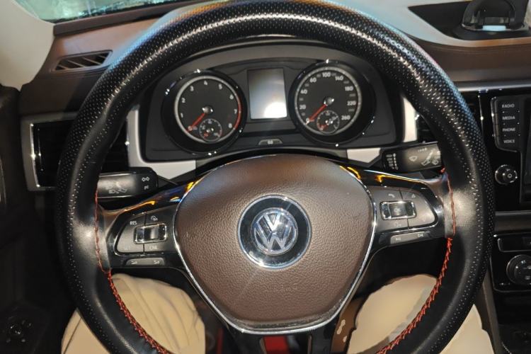 Used Volkswagen Teramont 2017 380TSI Four-Wheel Drive Luxury Edition Steering Wheel