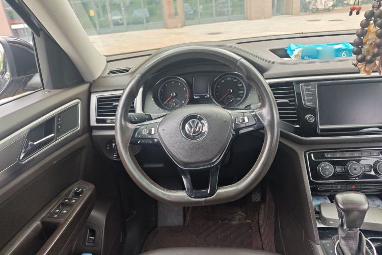 Used Volkswagen Teramont 2017 330TSI Two-Wheel-Drive Luxury Edition Steering Wheel