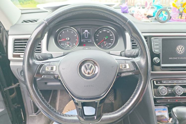 Used Volkswagen Teramont 2017 330TSI Two-Wheel-Drive Luxury Edition Steering Wheel