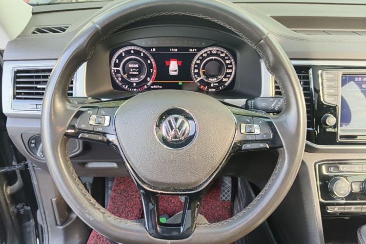 Used Volkswagen Teramont 2017 530 V6 Four-Wheel Drive Supreme Flagship Edition Steering Wheel