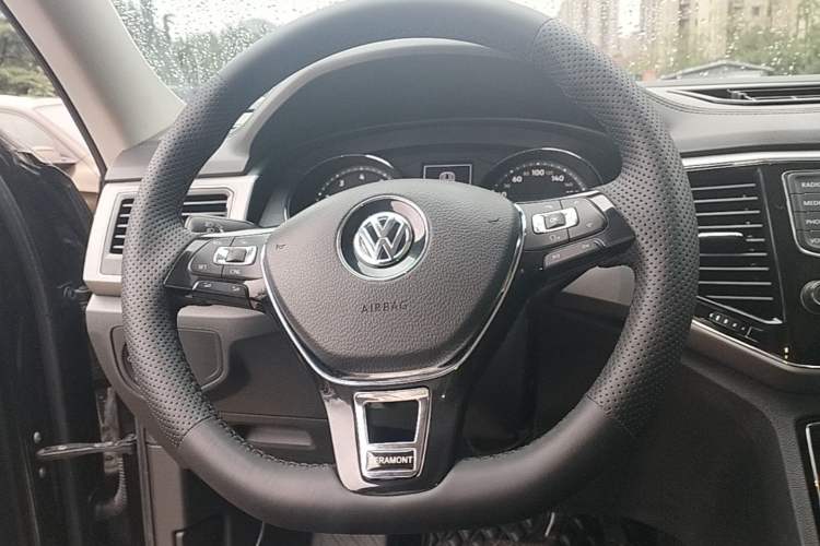 Used Volkswagen Teramont 2017 380TSI Four-Wheel Drive Luxury Edition Steering Wheel