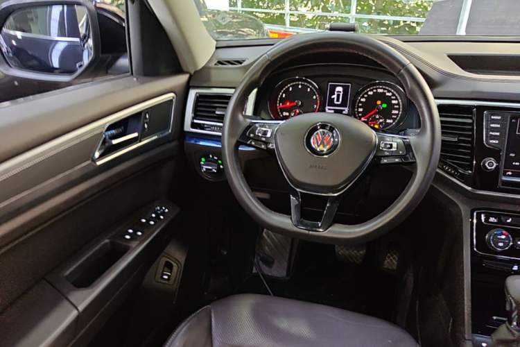 Used Volkswagen Teramont 2017 380TSI Four-Wheel Drive Luxury Edition Steering Wheel
