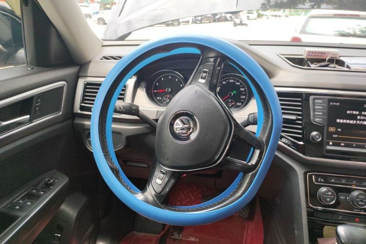 Used Volkswagen Teramont 2017 330TSI Two-Wheel-Drive Luxury Edition Steering Wheel