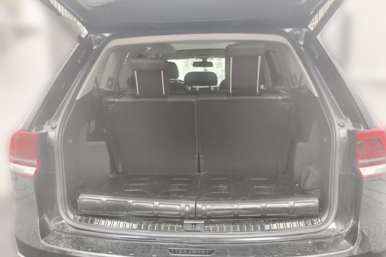 Used Volkswagen Teramont 2017 380TSI Four-Wheel Drive Luxury Edition Trunk