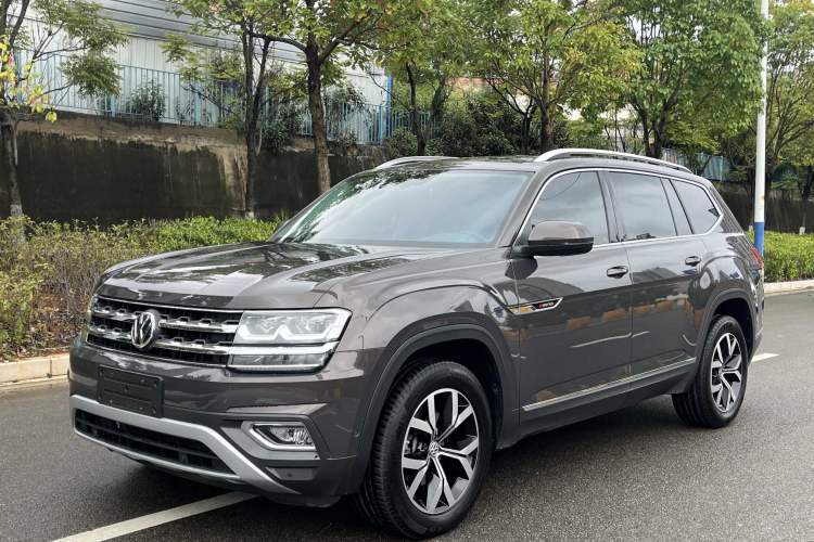 Używany Volkswagen Teramont 2017 380TSI Four-Wheel Drive Luxury Edition Guazi used car, China used car export, Used car for sale, Used cars, Cheapest cars for sale