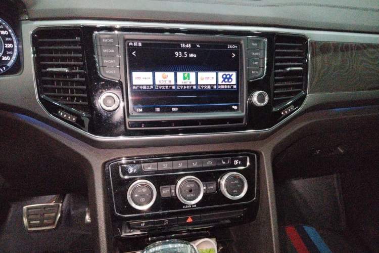 Used Volkswagen Teramont 2017 380TSI Four-Wheel Drive Flagship Edition Audio And AC Panel