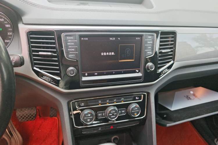 Used Volkswagen Teramont 2017 380TSI Four-Wheel Drive Comfort Edition Audio And AC Panel