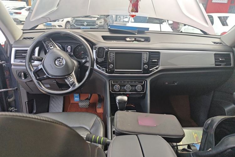 Used Volkswagen Teramont 2017 380TSI Four-Wheel Drive Luxury Edition Center Console