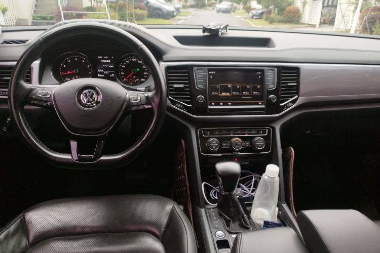 Used Volkswagen Teramont 2017 380TSI Four-Wheel Drive Luxury Edition Center Console