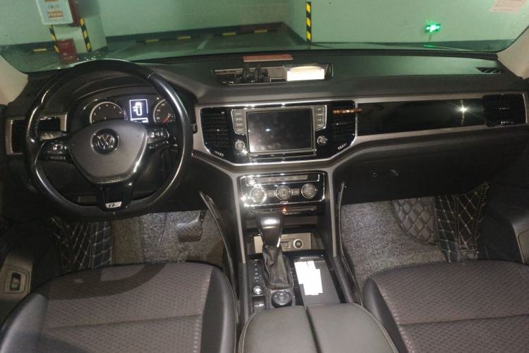 Used Volkswagen Teramont 2017 380TSI Four-Wheel Drive Comfort Edition Center Console
