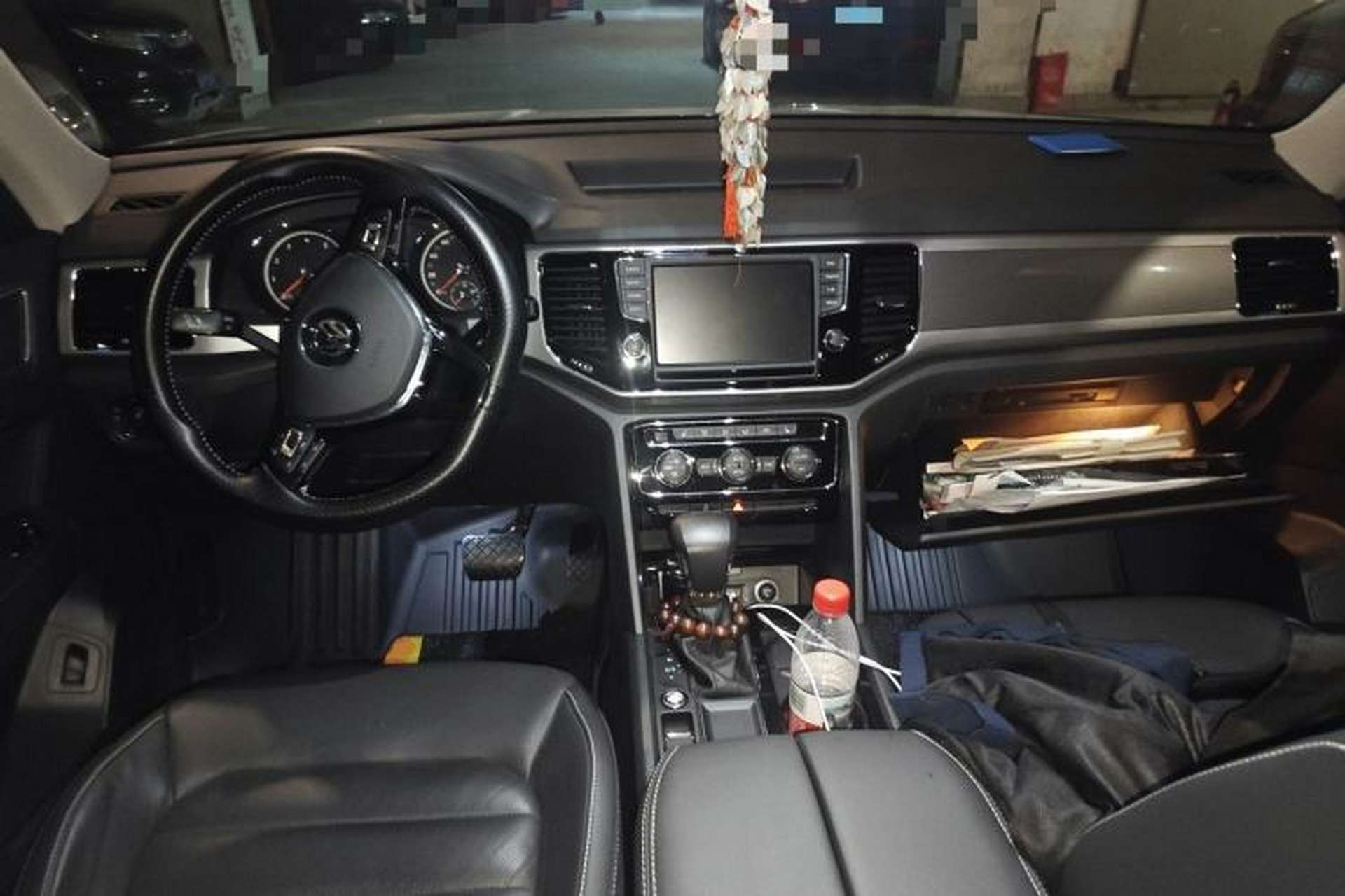 Used Volkswagen Teramont 2017 330TSI Two-Wheel-Drive Luxury Edition Center Console