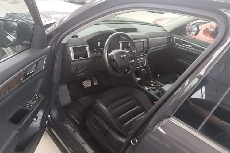 Used Volkswagen Teramont 2017 530 V6 Four-Wheel Drive Flagship Edition Driver Seat