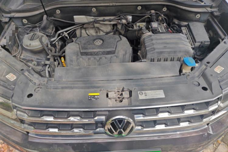 Used Volkswagen Teramont 2017 330TSI Two-Wheel-Drive Luxury Edition Engine Bay