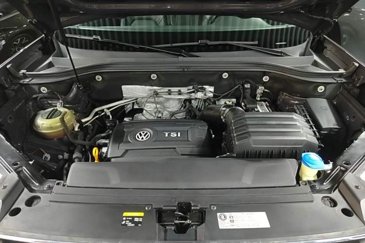 Used Volkswagen Teramont 2017 380TSI Four-Wheel Drive Luxury Edition Engine Bay