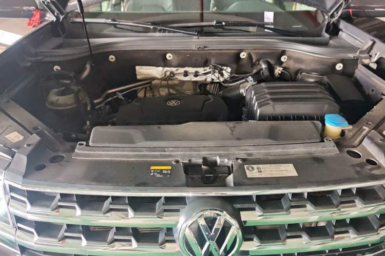 Used Volkswagen Teramont 2017 330TSI Two-Wheel-Drive Luxury Edition Engine Bay