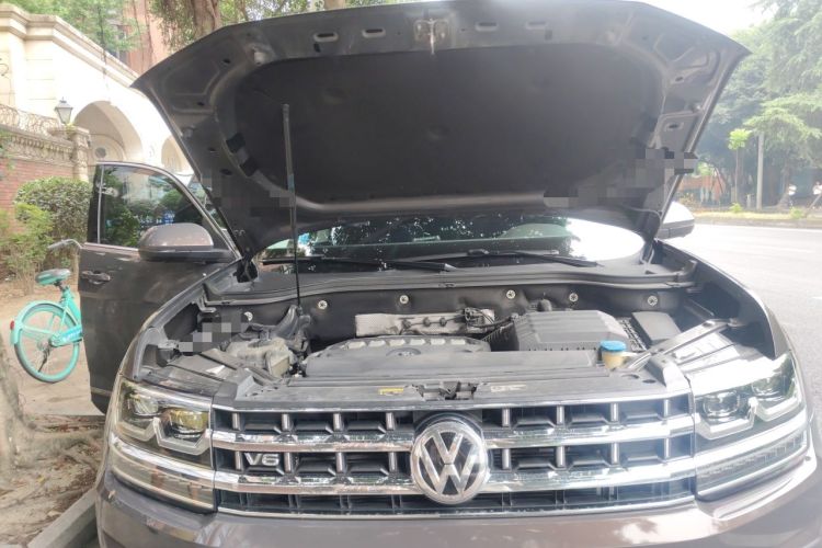 Used Volkswagen Teramont 2017 530 V6 Four-Wheel Drive Flagship Edition Engine Bay