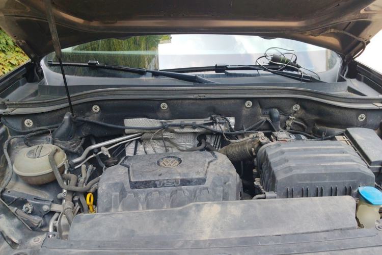 Used Volkswagen Teramont 2017 330TSI Two-Wheel-Drive Luxury Edition Engine Bay