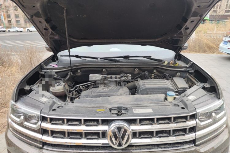 Used Volkswagen Teramont 2017 330TSI Two-Wheel-Drive Luxury Edition Engine Bay