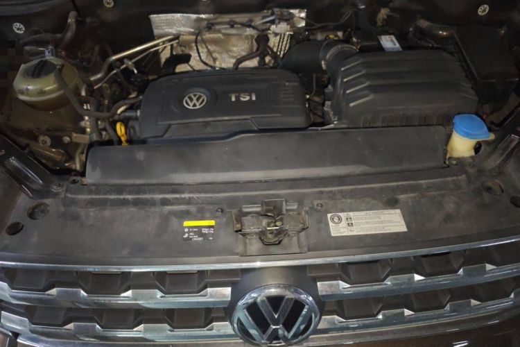 Used Volkswagen Teramont 2017 380TSI Four-Wheel Drive Luxury Edition Engine Bay
