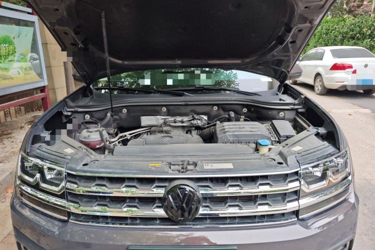 Used Volkswagen Teramont 2017 330TSI Two-Wheel-Drive Luxury Edition Engine Bay