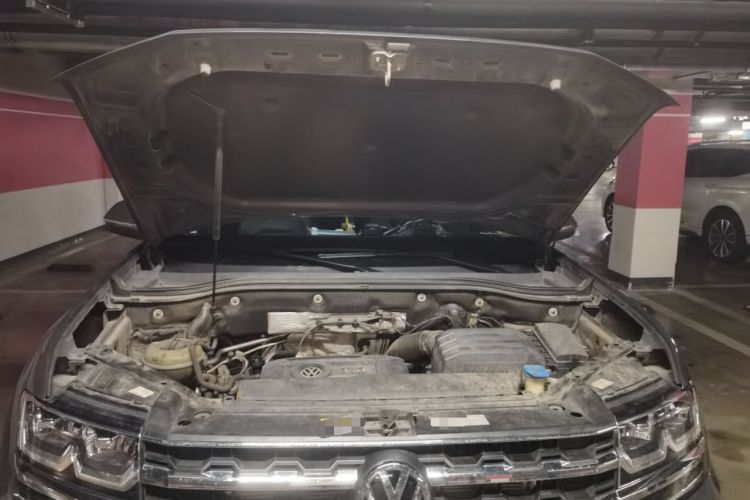Used Volkswagen Teramont 2017 380TSI Four-Wheel Drive Luxury Edition Engine Bay