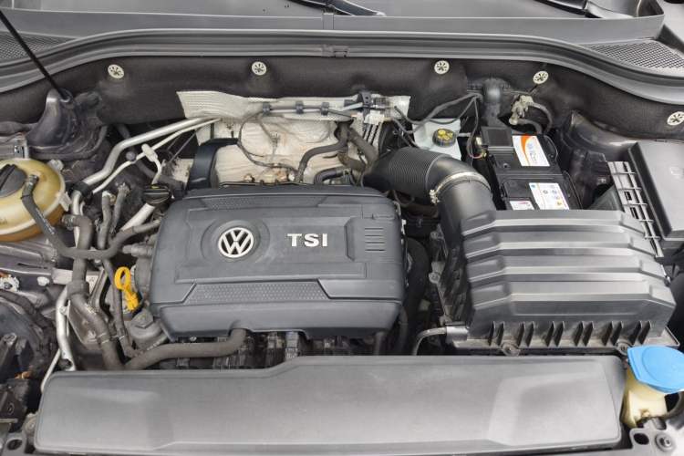 Used Volkswagen Teramont 2017 380TSI Four-Wheel Drive Luxury Edition Engine Bay