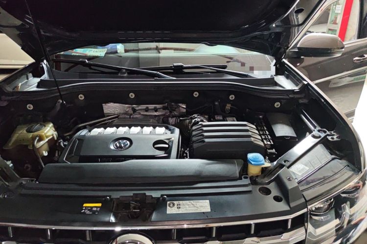 Used Volkswagen Teramont 2017 530 V6 Four-Wheel Drive Flagship Edition Engine Bay Left