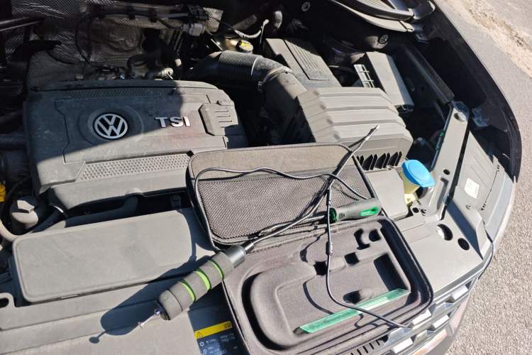 Used Volkswagen Teramont 2017 380TSI Four-Wheel Drive Luxury Edition Engine Bay Left