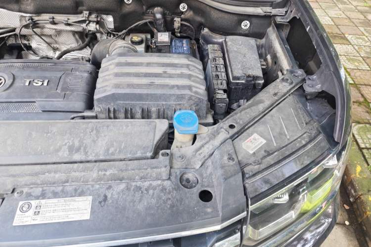 Used Volkswagen Teramont 2017 380TSI Four-Wheel Drive Luxury Edition Engine Bay Left