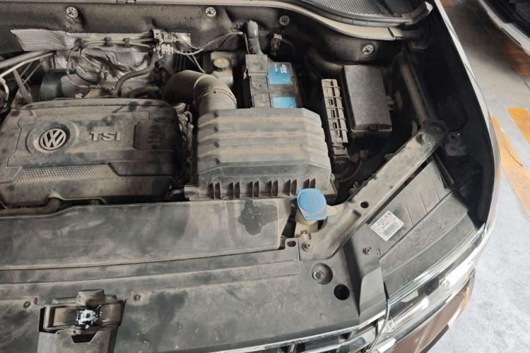 Used Volkswagen Teramont 2017 380TSI Four-Wheel Drive Flagship Edition Engine Bay Left