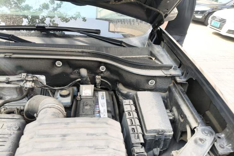 Used Volkswagen Teramont 2017 380TSI Four-Wheel Drive Flagship Edition Engine Bay Left