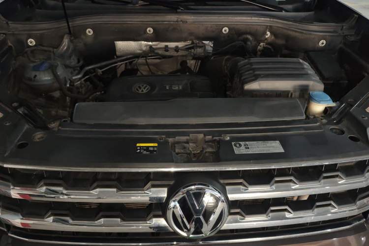 Used Volkswagen Teramont 2017 380TSI Four-Wheel Drive Luxury Edition Engine Bay