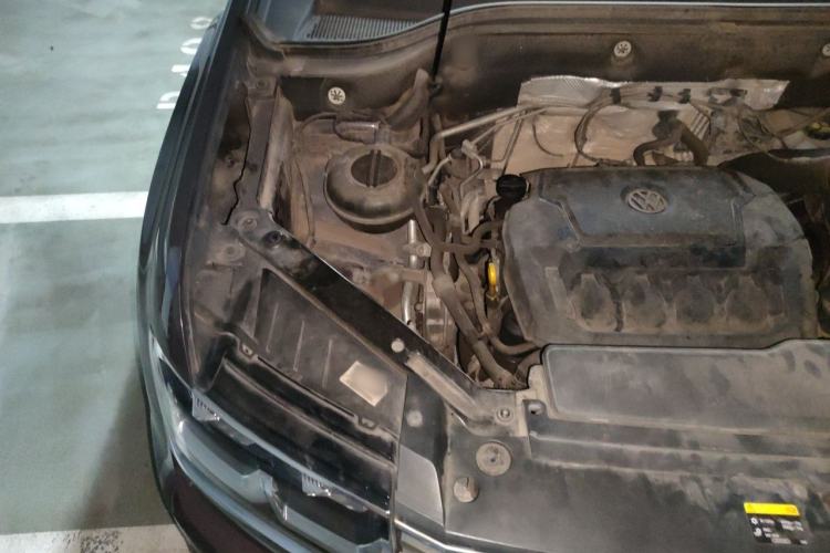 Used Volkswagen Teramont 2017 330TSI Two-Wheel-Drive Luxury Edition Engine Bay Right