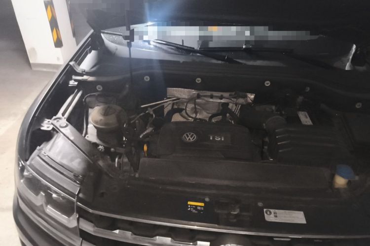 Used Volkswagen Teramont 2017 380TSI Four-Wheel Drive Luxury Edition Engine Bay Right