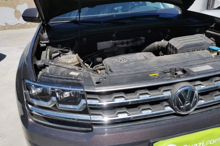 Used Volkswagen Teramont 2017 380TSI Four-Wheel Drive Luxury Edition Engine Bay Right