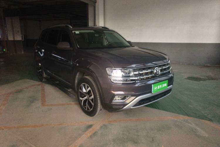 Used Volkswagen Teramont 2017 330TSI Two-Wheel-Drive Luxury Edition Exterior 2