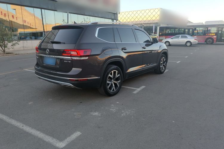 Used Volkswagen Teramont 2017 330TSI Two-Wheel-Drive Luxury Edition Exterior 3