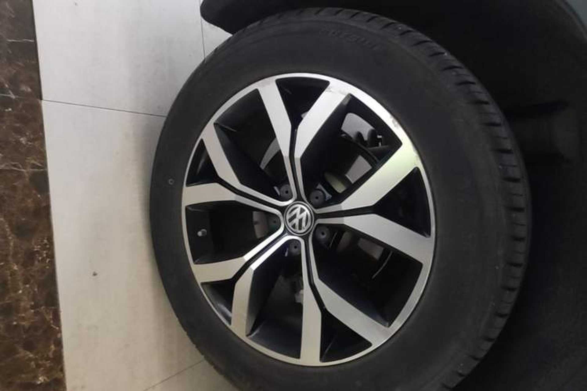 Used Volkswagen Teramont 2017 530 V6 Four-Wheel Drive Luxury Edition Exterior 5