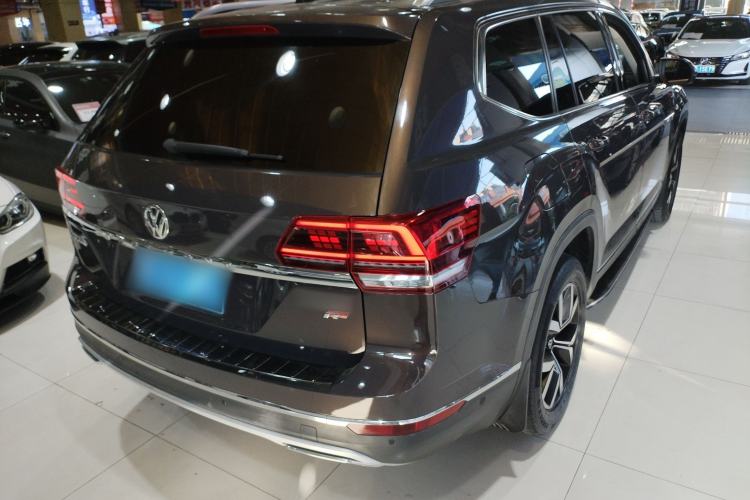 Used Volkswagen Teramont 2017 530 V6 Four-Wheel Drive Luxury Edition Exterior 5